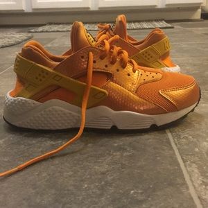 all orange huaraches